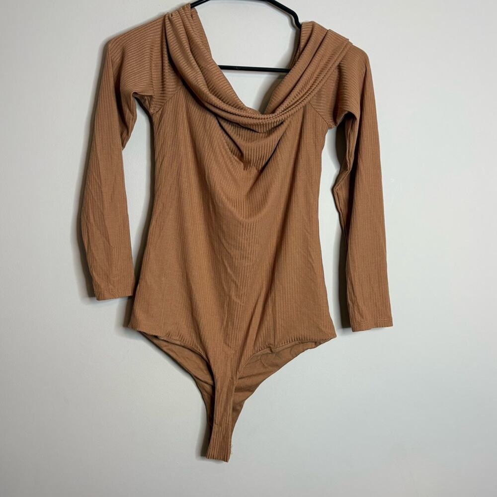 AFRM NWT Noah Long Sleeve Drape Shoulder Bodysuit Tan Brown Size Medium - Picture 8 of 10